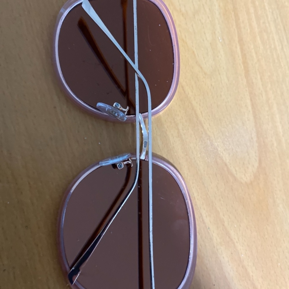 Sunglasses - Picture 4 of 7